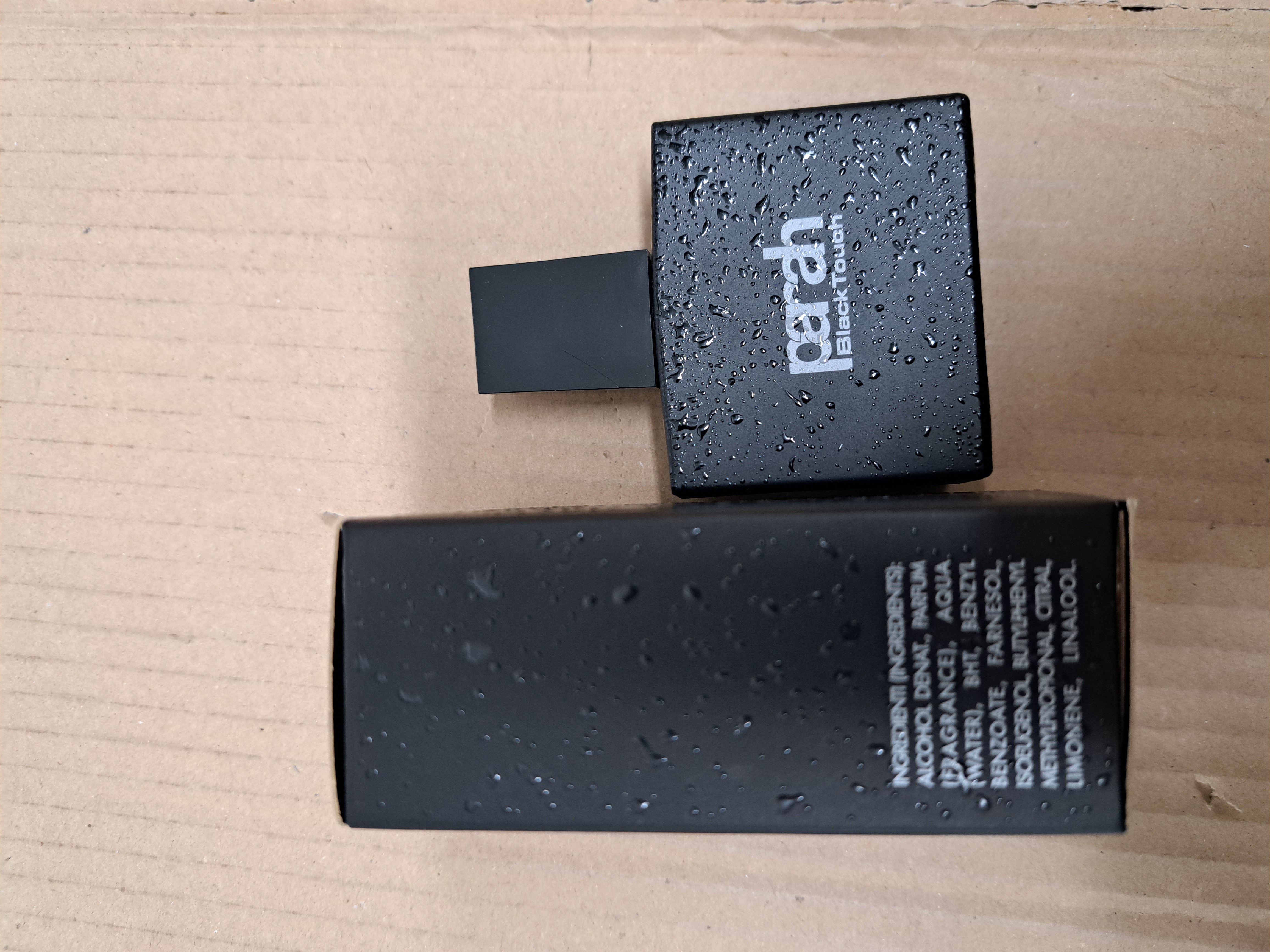 Official image of Eau de toilette ; Parah ; Black Touck published by OECD 4