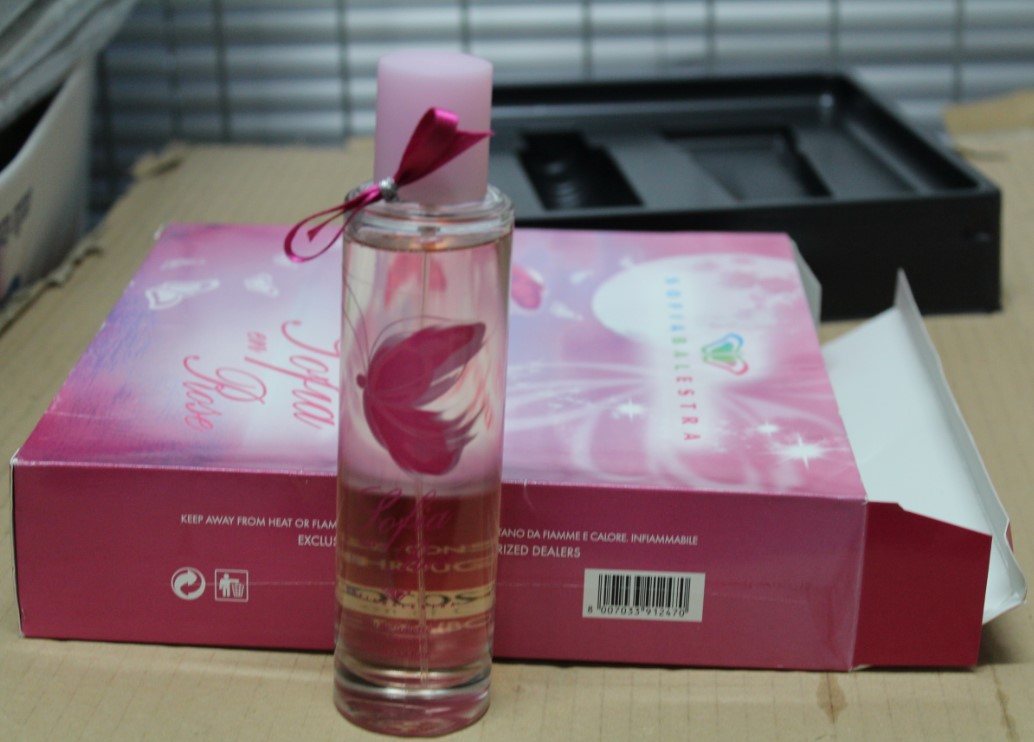 Official image of Eau de toilette ; Sofia Balestra ; Sofia en rose published by OECD