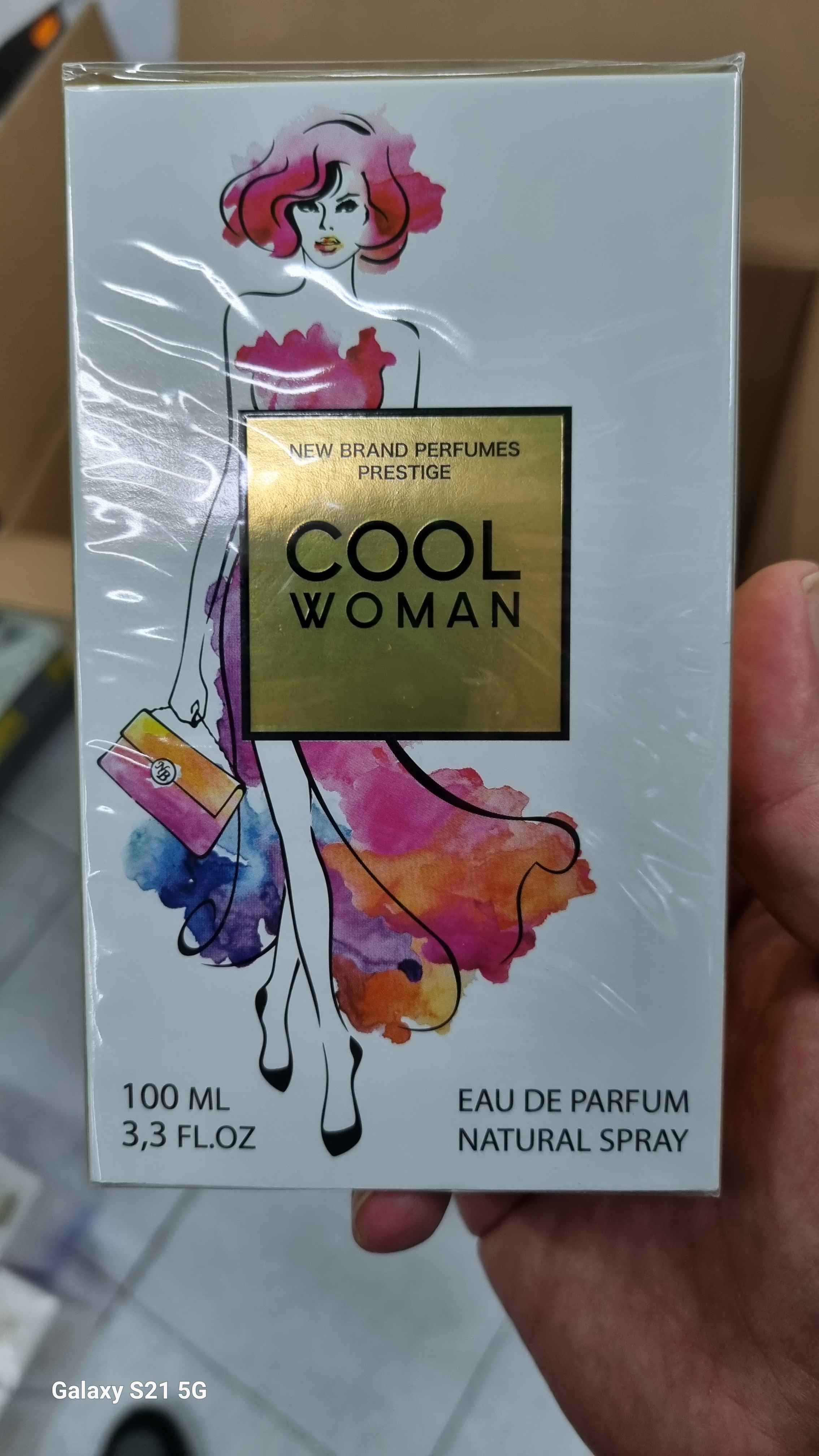 Official image of Perfume ; New Brand Perfumes ; Cool Woman published by OECD