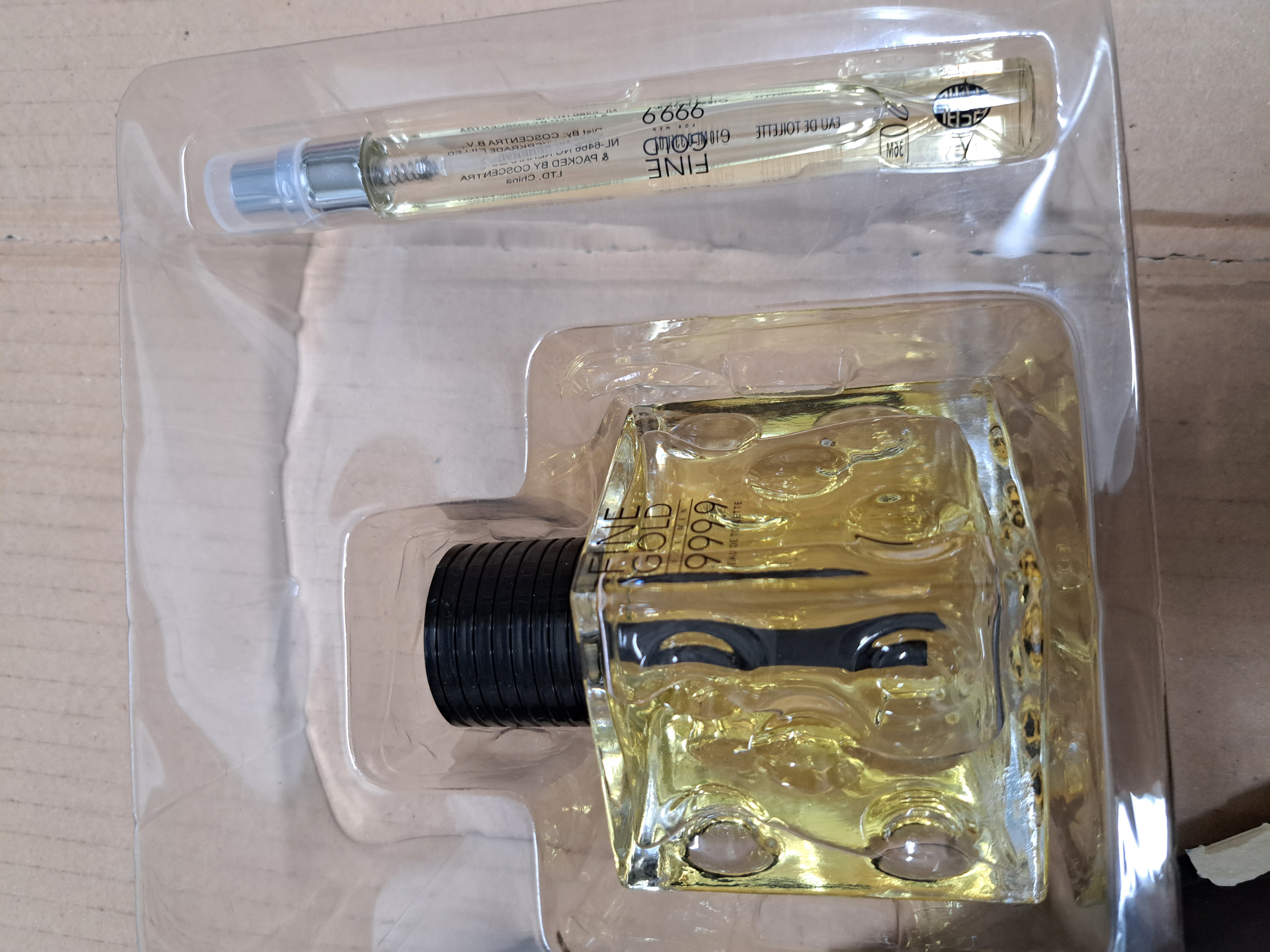 Official image of Eau de toilette ; REAL TIME ; Fine Gold 999.9 published by OECD