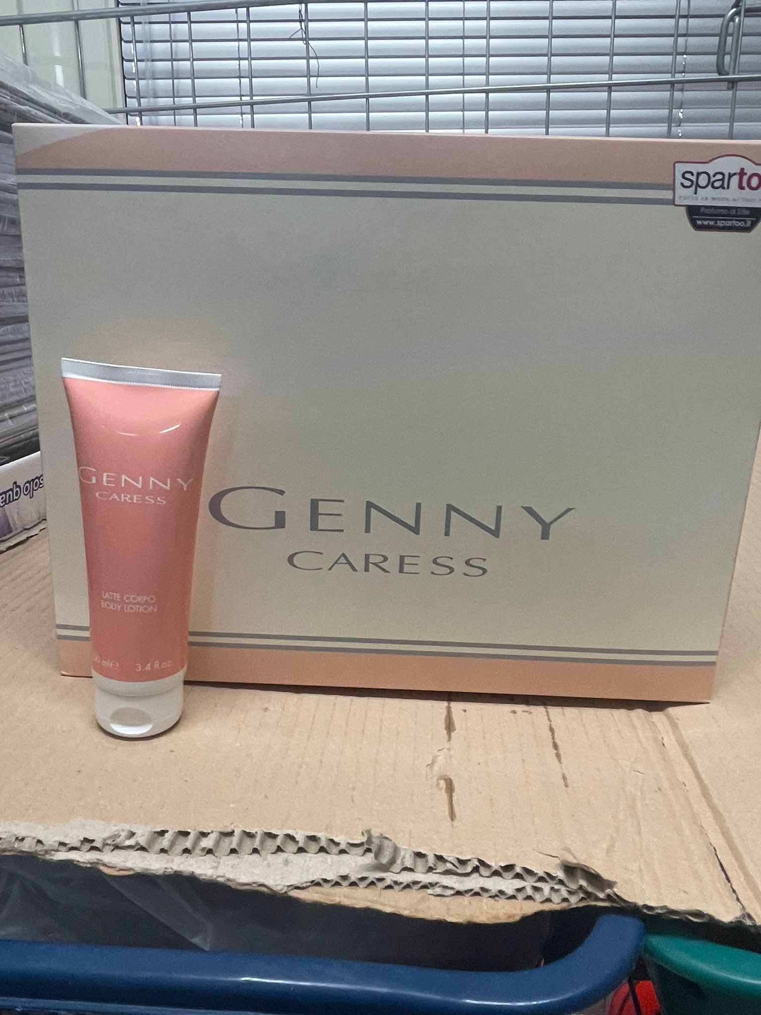 Official image of Body milk ; Genny Caress ; LATTE CORPO BODY LOTION published by OECD 4