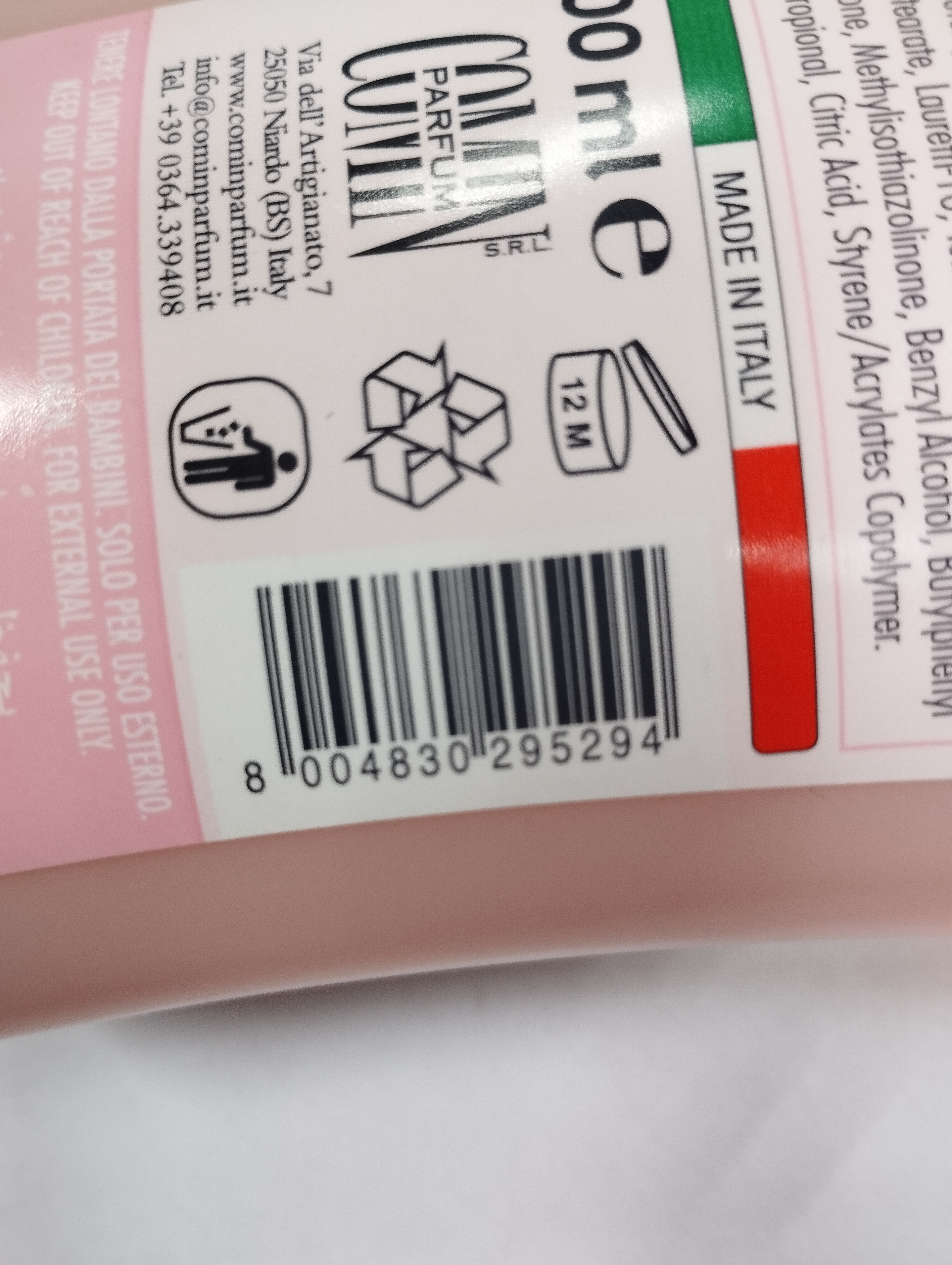 Official image of Shower gel ; Comin parfum ; Amore e Psiche ph fisiologico published by OECD