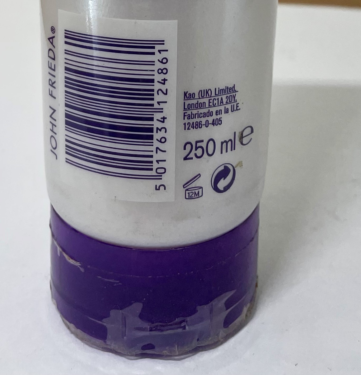 Official image of Shampoo ; John Frieda ; Frizz Ease published by OECD 2