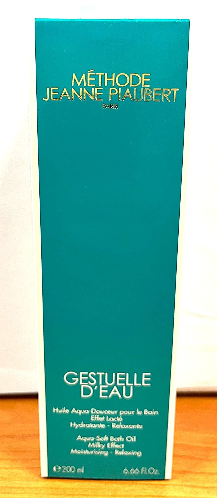 Official image of Bath foam ; Methode Jeanne Piaubert ; Gestuelle D'Eau published by OECD