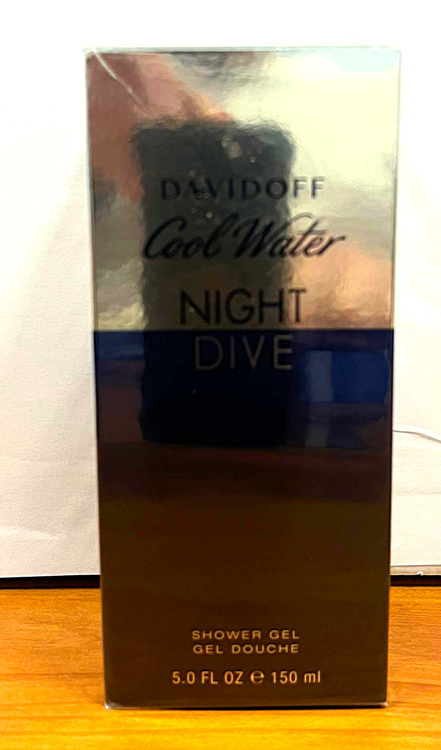 Official image of Shower gel ; Davidoff ; Night Dive published by OECD