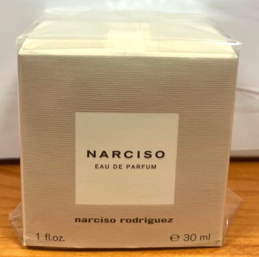 Official image of Perfume ; Narciso Rodriguez ; published by OECD
