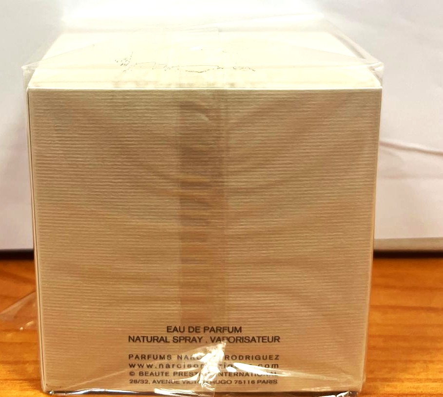 Official image of Perfume ; Narciso Rodriguez ; published by OECD 2