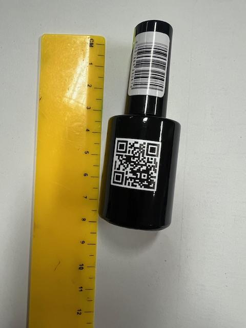 Official image of Gel nail polish ; Cliss ; Gel primer published by OECD 2