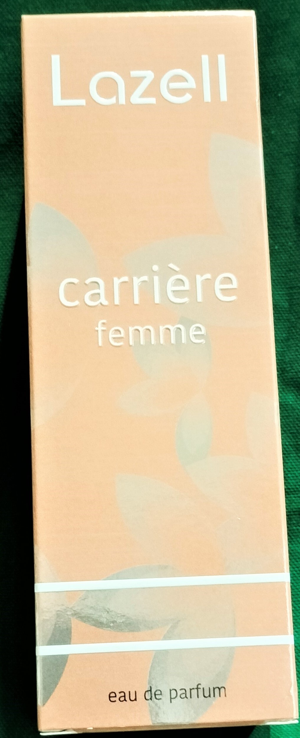 Official image of Perfume ; LAZELL® parfums ; Carrière Femme published by OECD