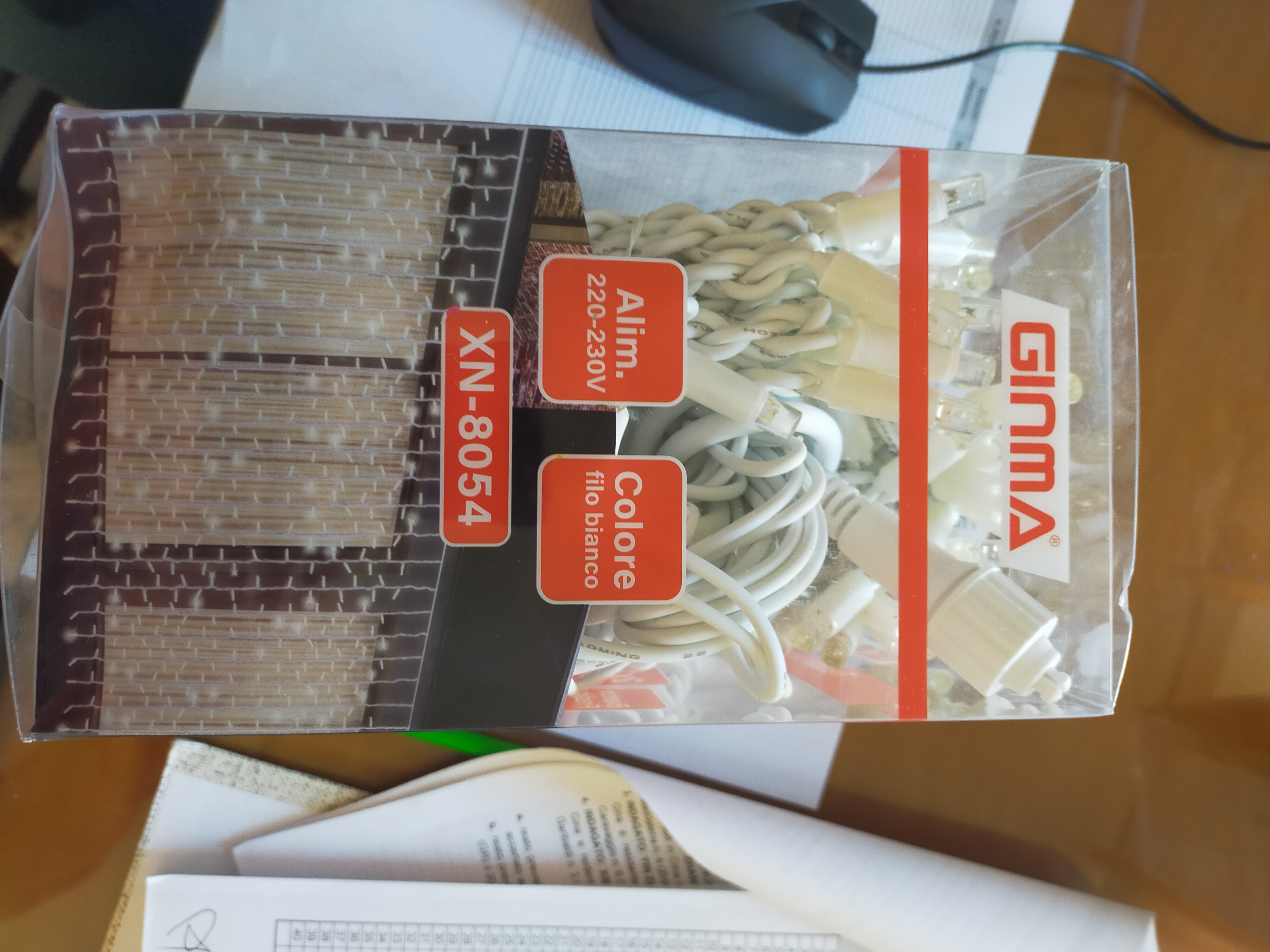 Official image of Lighting chain ; GINMA ; 200 Led published by OECD