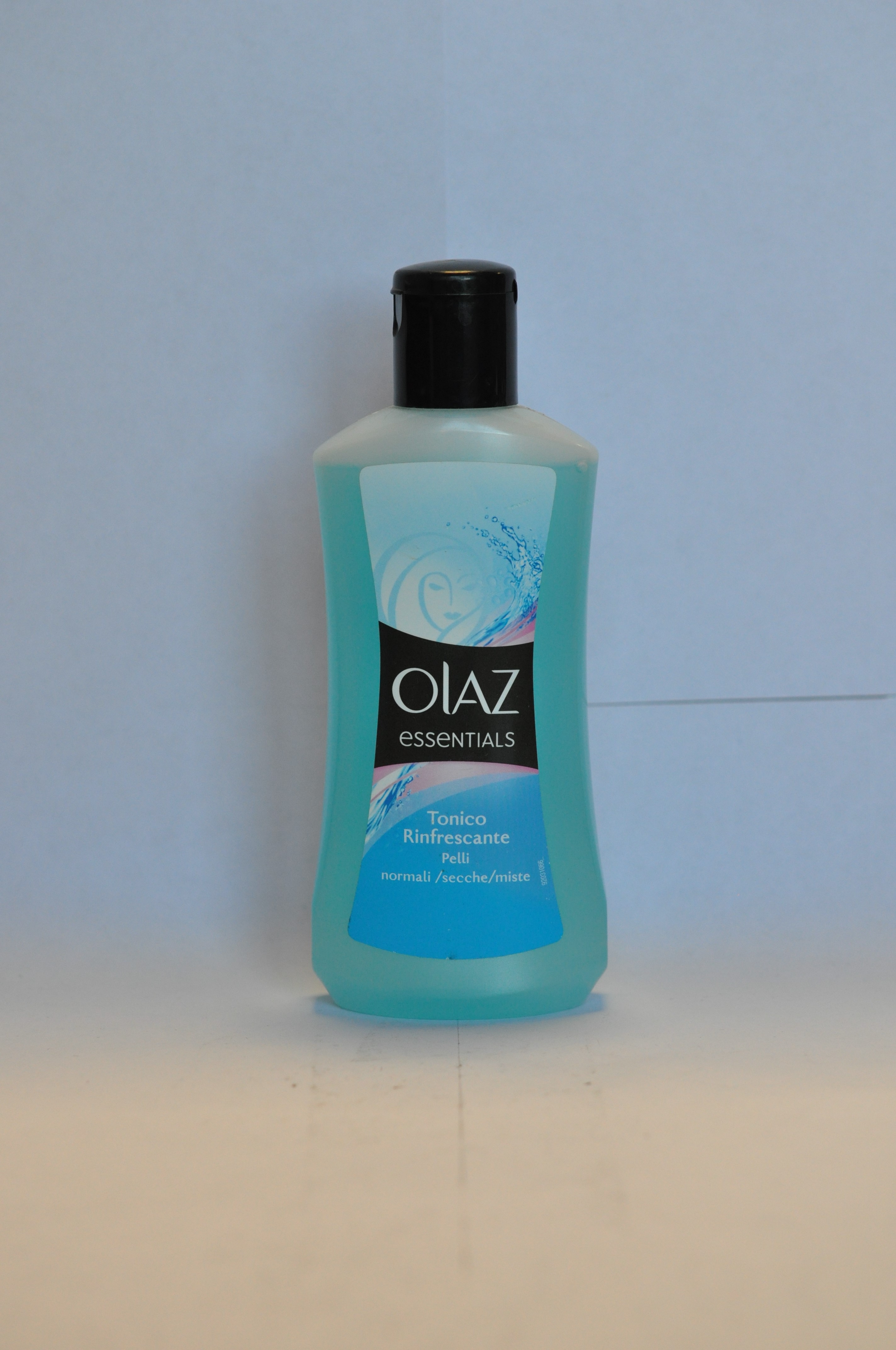 Official image of Face tonic ; OLAZ ; essentials published by OECD 2