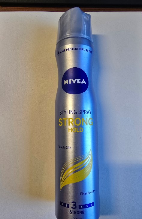 Official image of Hairspray ; Nivea ; STYLING SORAY STRONG HOLD published by OECD 4
