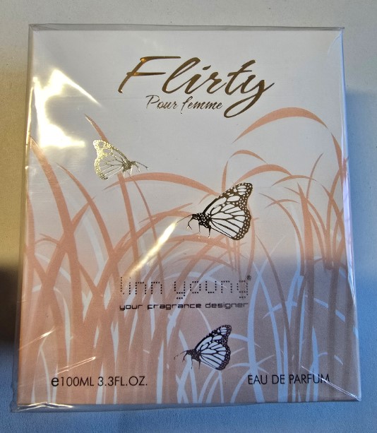 Official image of Perfume ; Linn Young ; Flirty pour femme published by OECD 4