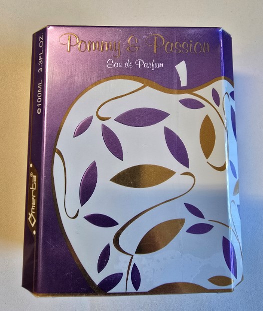 Official image of Perfume ; Omerta ® ; Pommy & Passion published by OECD 3