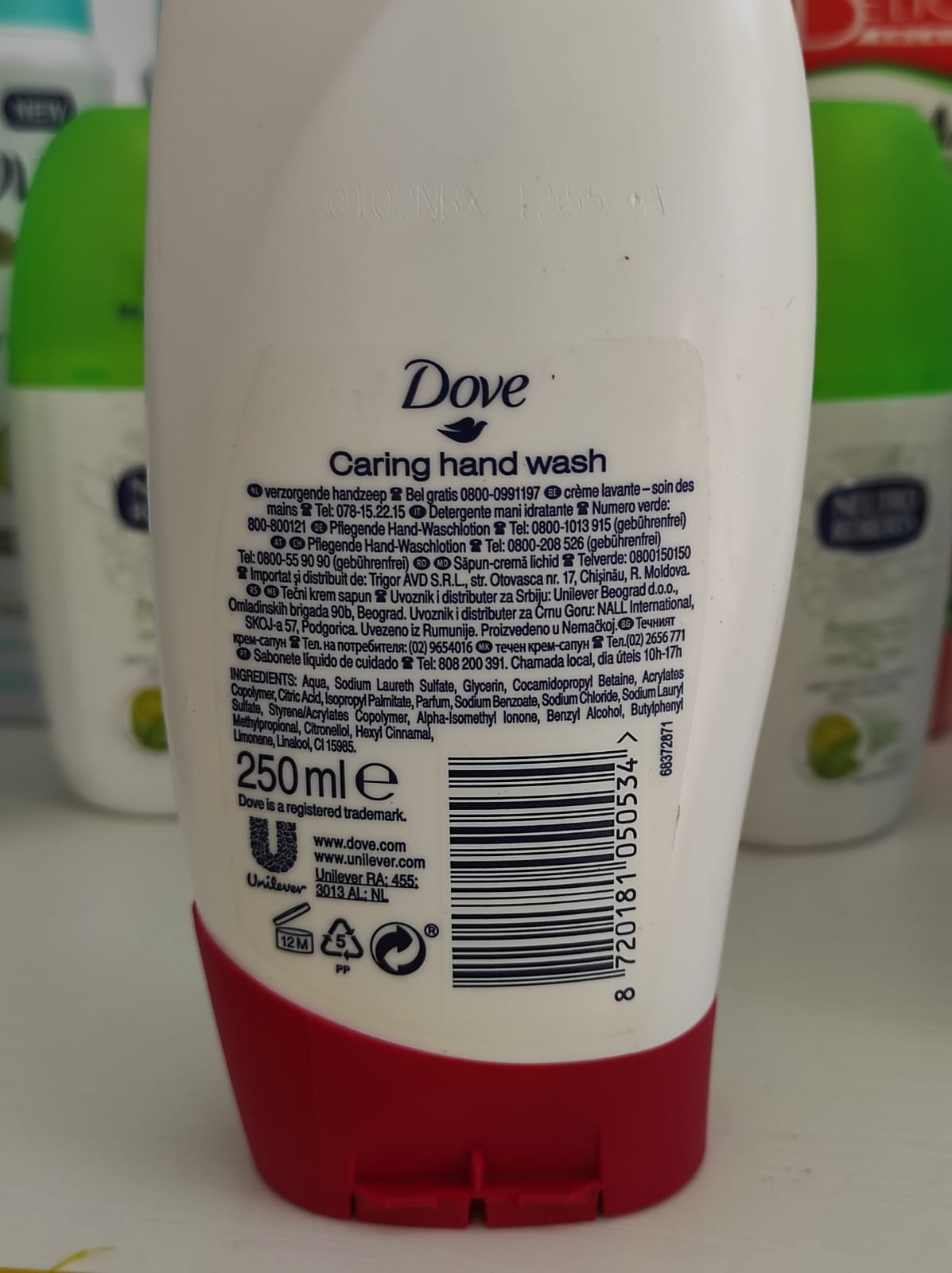 Official image of Liquid soap ; Dove ; Lavaggio a mano delicato- lozione detergente per mani curative published by OECD