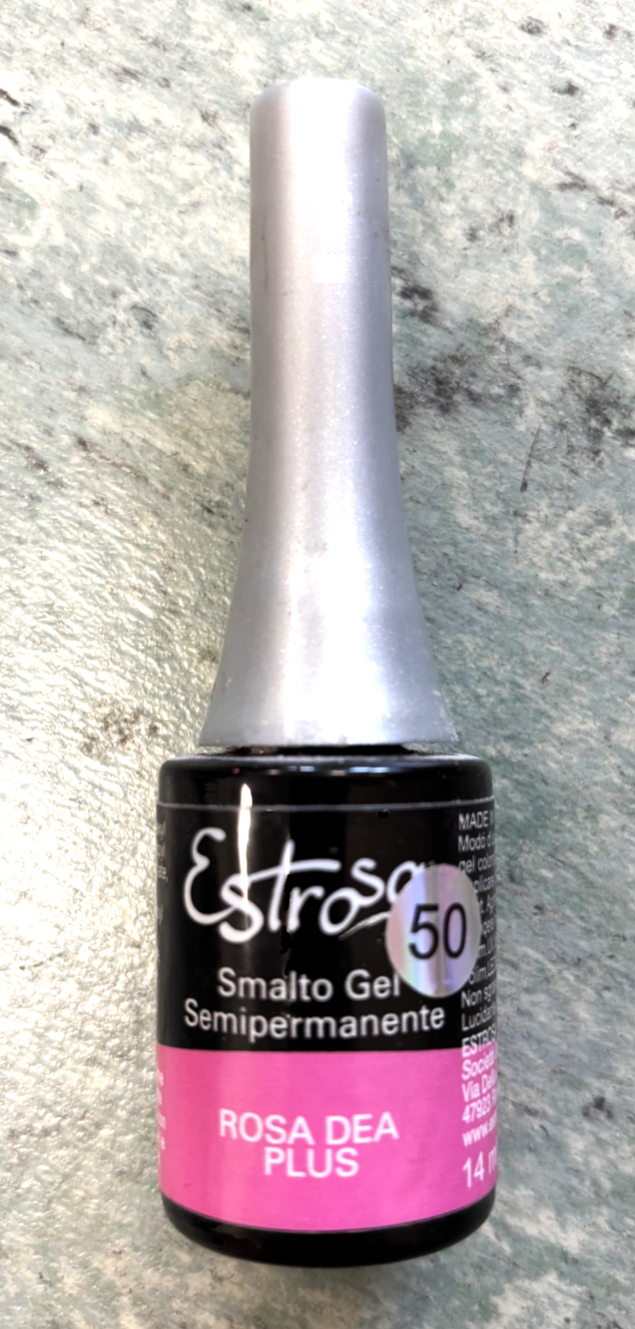 Official image of Gel nail polish ; Estrosa ; Smalto gel rosa dea plus published by OECD