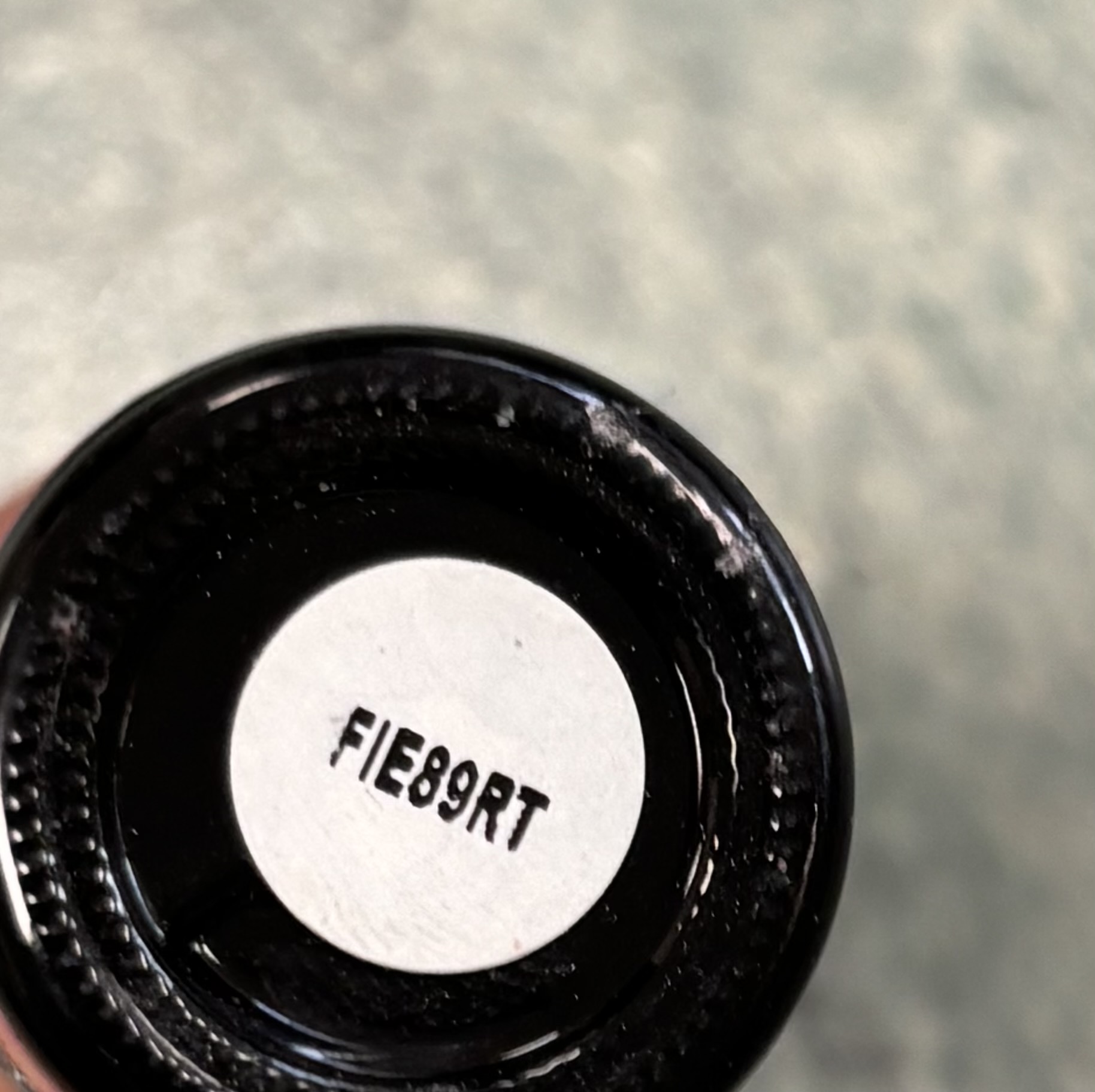 Official image of Gel nail polish ; Estrosa ; Smalto gel Fiesta published by OECD 2