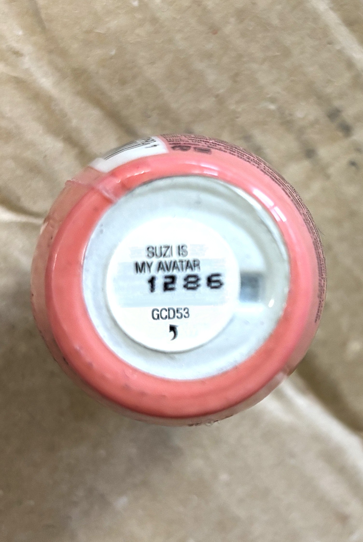 Official image of Gel nail polish ; OPI ; Gel Color - Suzi is my avatar published by OECD 4