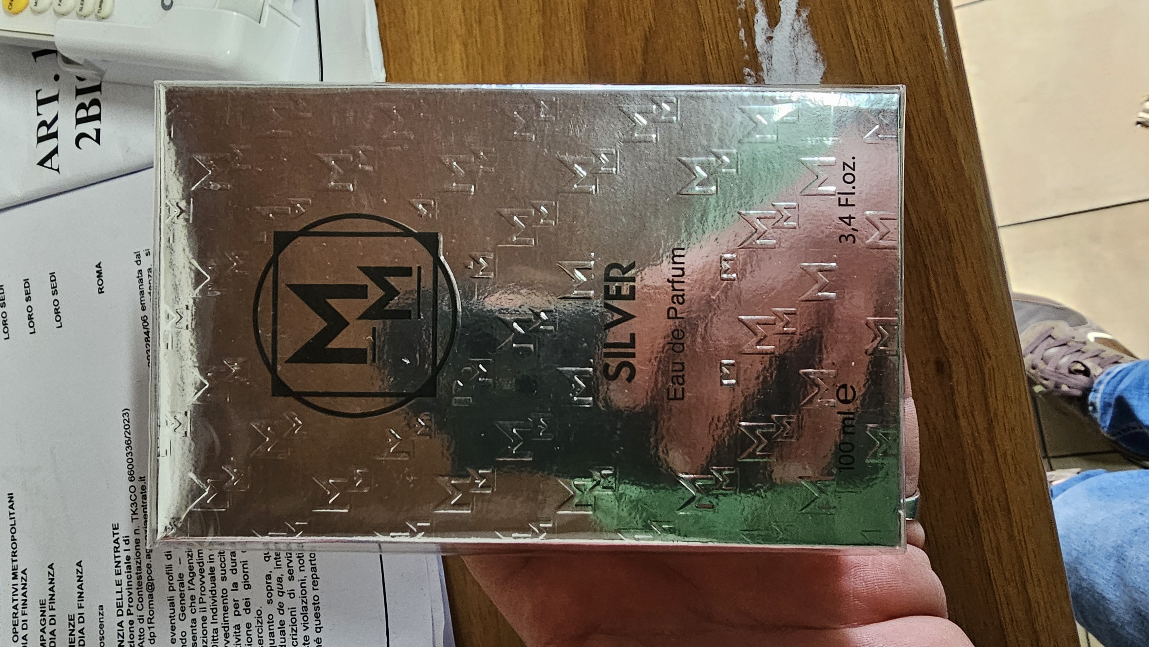 Official image of Perfume ; M M ; Silver published by OECD