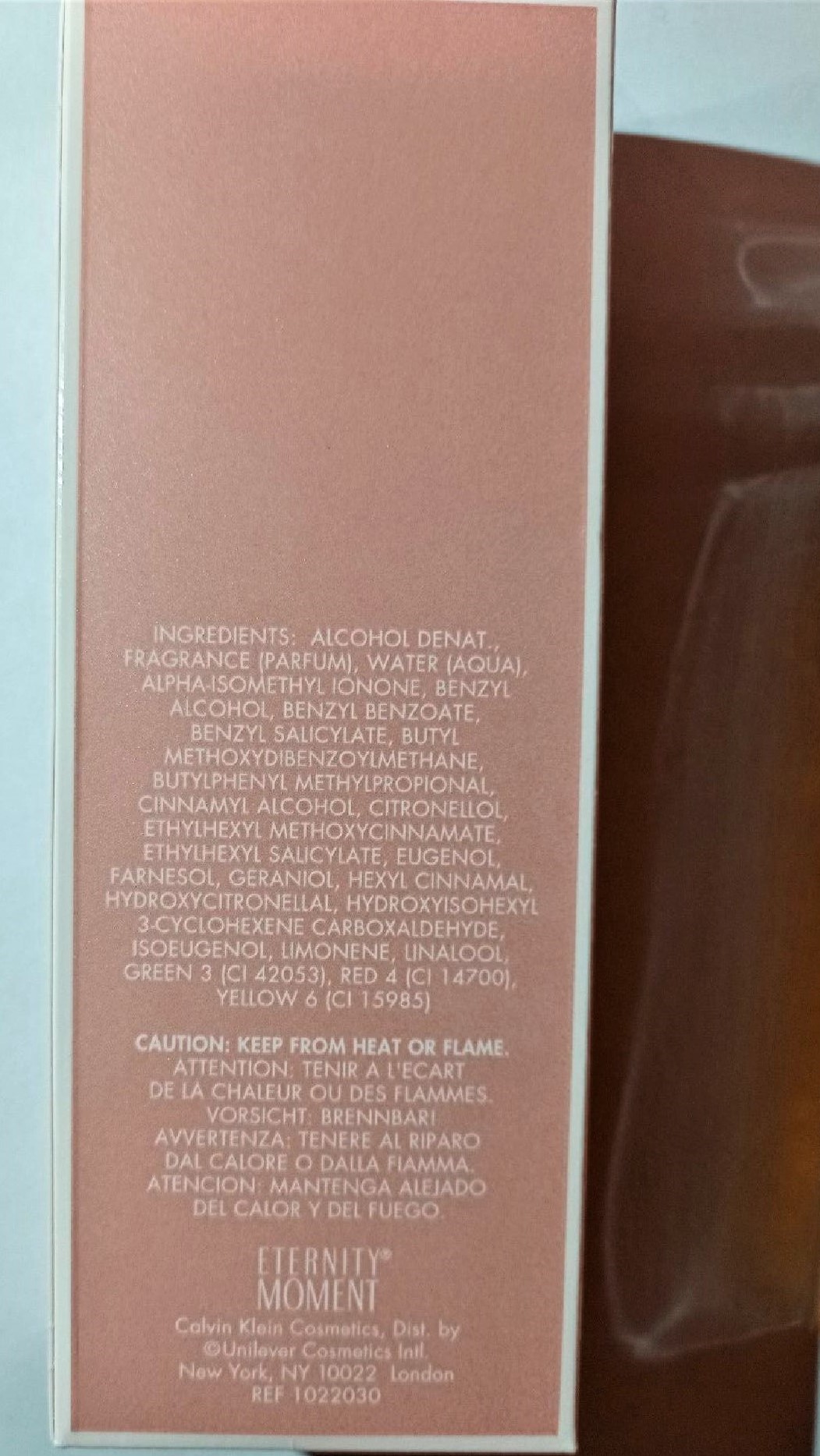 Official image of Perfume ; Calvin Klein ; Eternity Moment published by OECD 2