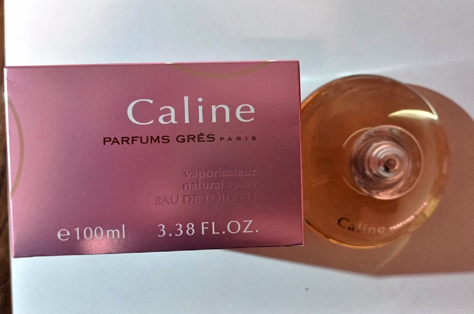 Official image of Perfume ; Parfums GRES ; Caline published by OECD