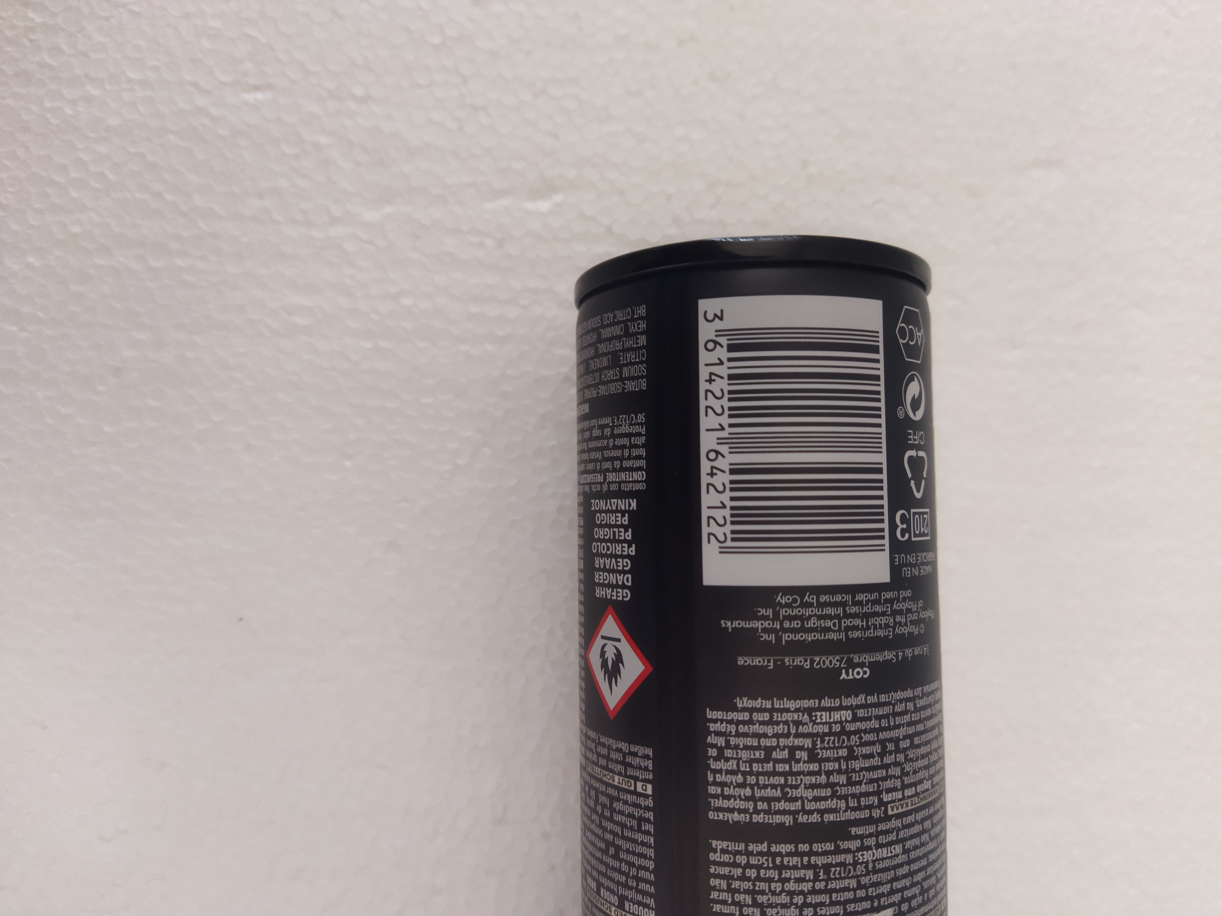 Official image of Deodorant ; Playboy ; Hollywood published by OECD 2