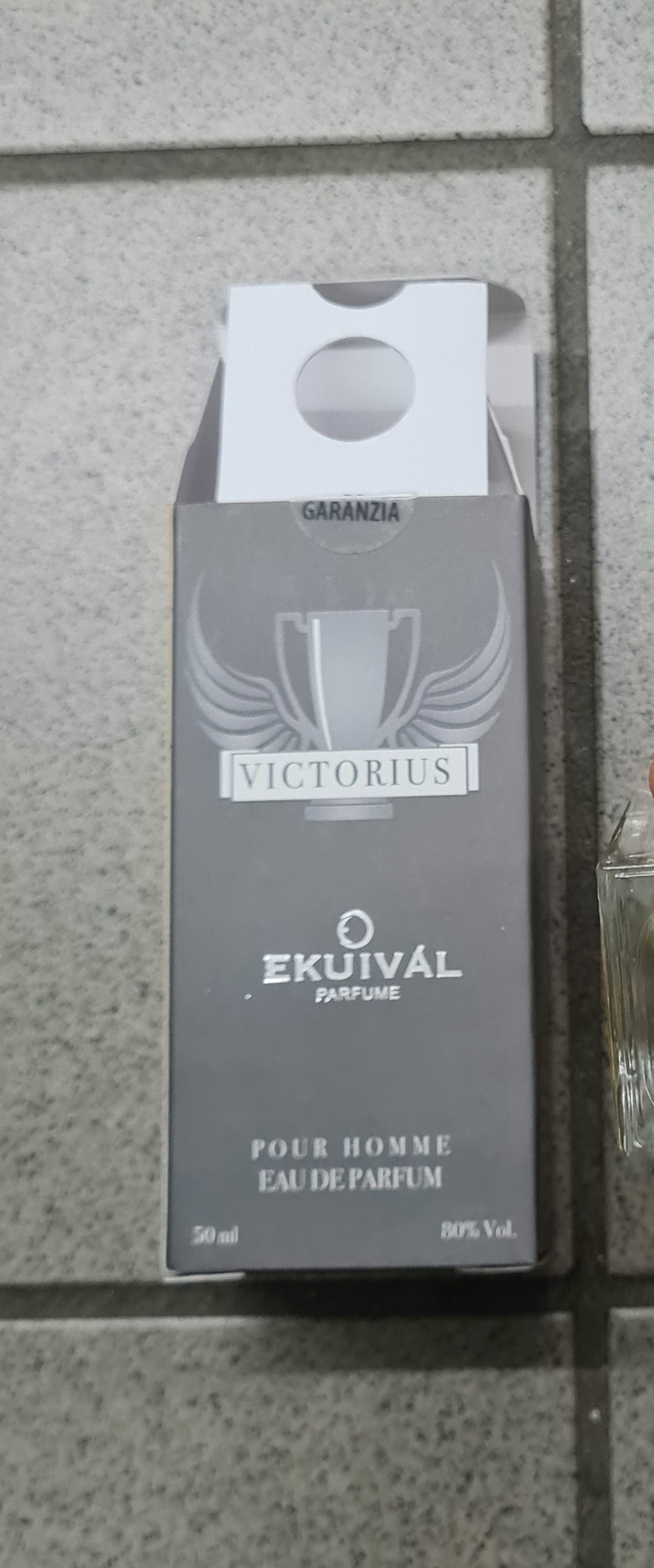 Official image of Perfume ; EKUIVAL PARFUME ; Victorius published by OECD 2