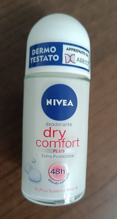 Official image of Deodorant ; Nivea ; dry comfort PLUS published by OECD