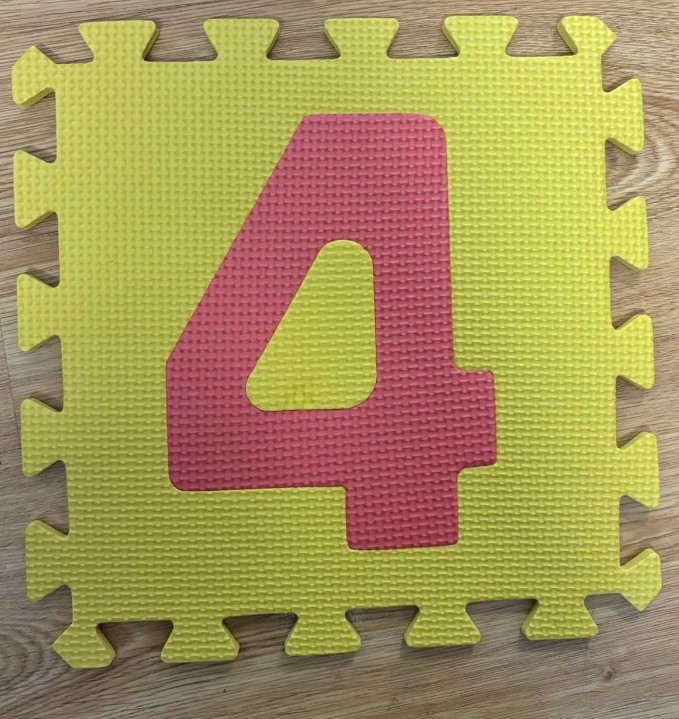 Official image of Puzzle mat ; Play More ; Numeri 10 pezzi published by OECD 2