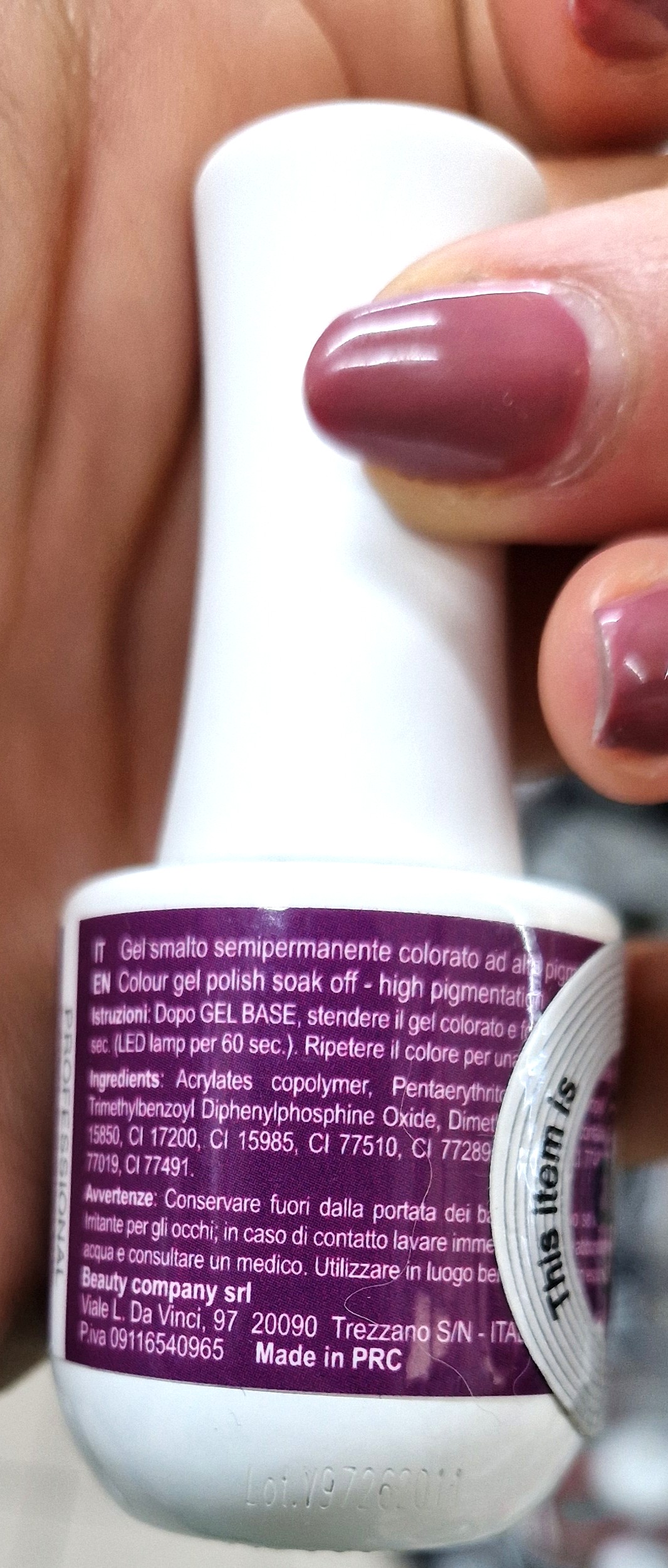 Official image of Gel nail polish ; Jessie Milano ; Color Shine 080 published by OECD 2