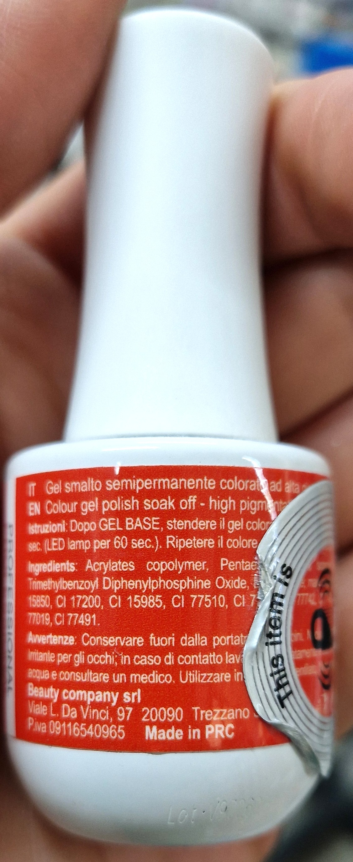 Official image of Gel nail polish ; Jessie Milano ; Color Shine 039 published by OECD 2
