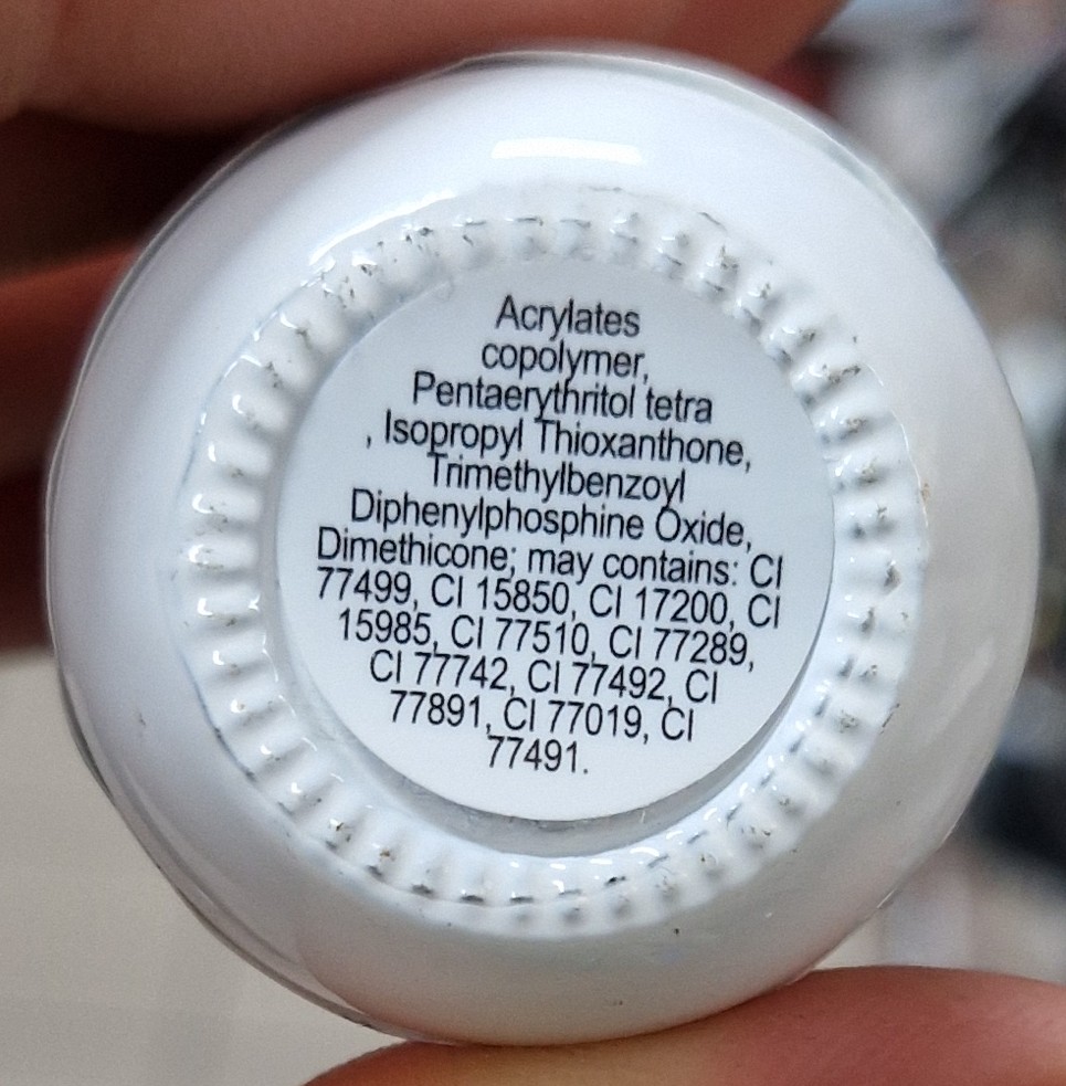 Official image of Gel nail polish ; Jessie Milano ; Color Shine 258 published by OECD 2