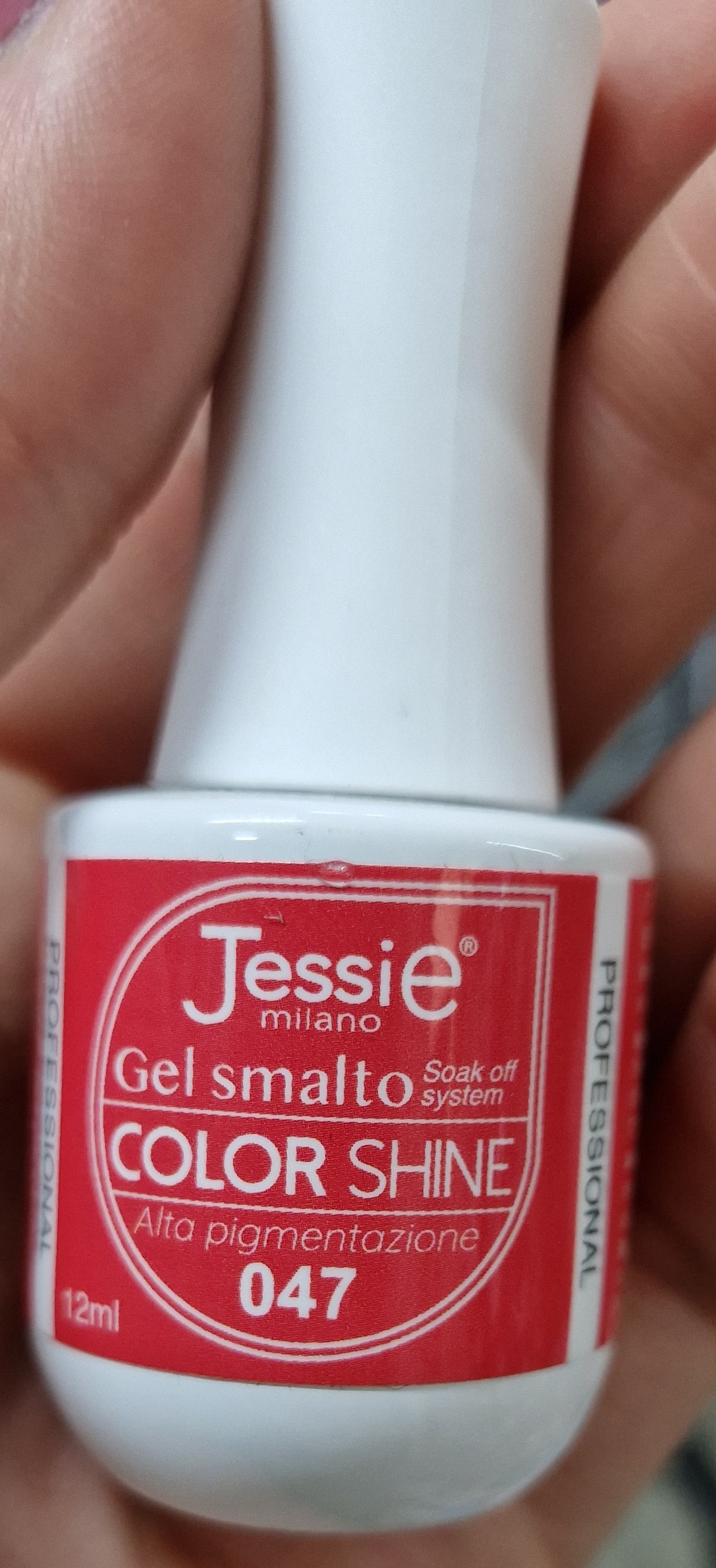 Official image of Gel nail polish ; Jessie Milano ; Color Shine 047 published by OECD