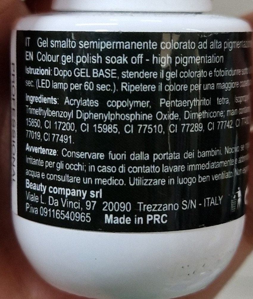 Official image of Gel nail polish ; Jessie Mialno ; Color Shine 063 published by OECD 3