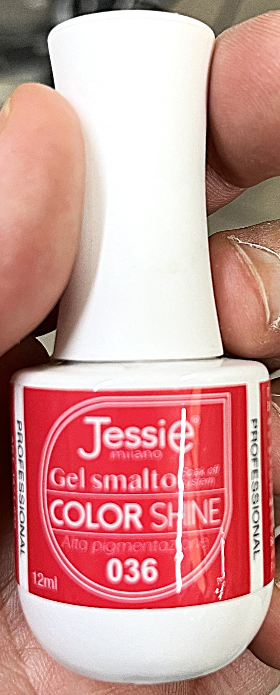 Official image of Gel nail polish ; Jessie Milano ; Color Shine 036 published by OECD