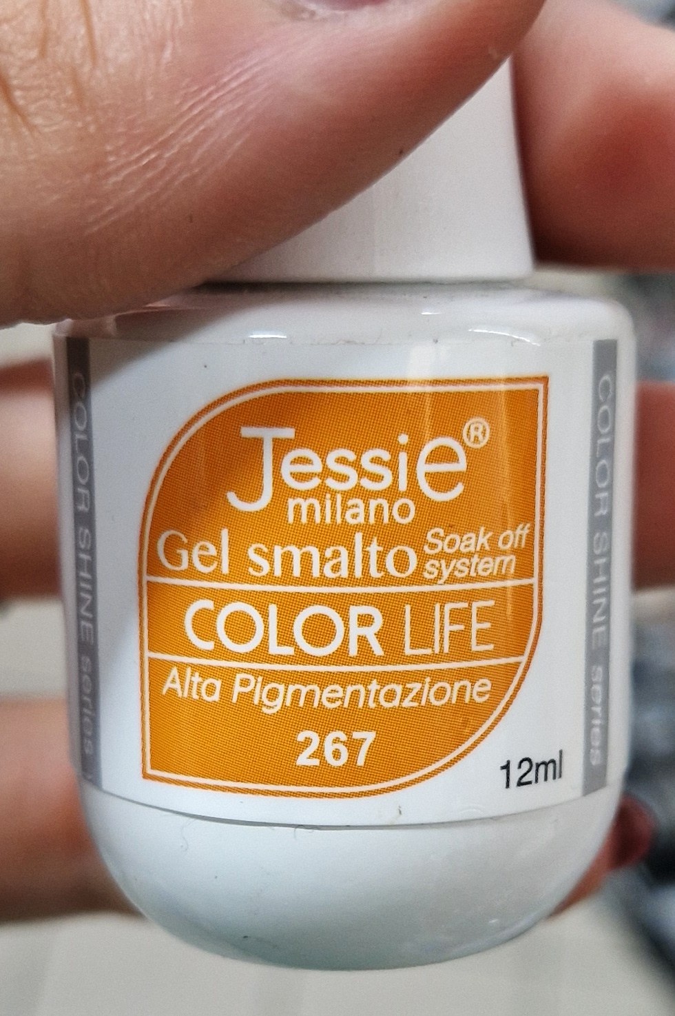 Official image of Gel nail polish ; Jessie Milano ; Color Life pigmentazione 267 published by OECD