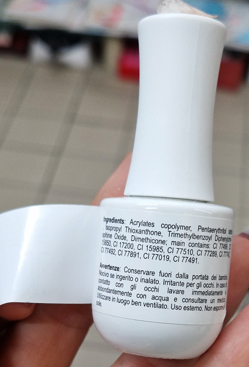Official image of Gel nail polish ; Jessie Milano ; Color Life pigmentazione 267 published by OECD 2