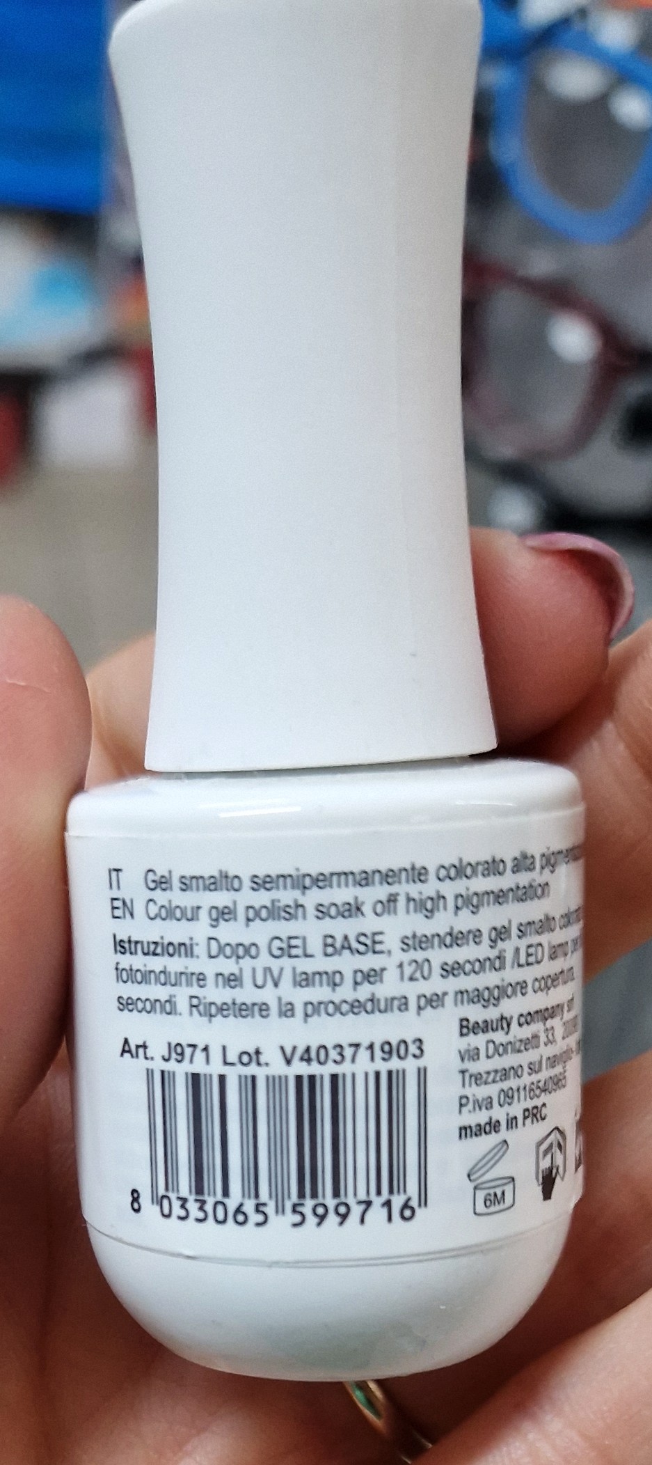 Official image of Gel nail polish ; Jessie Milano ; Color Life pigmentazione 267 published by OECD 3