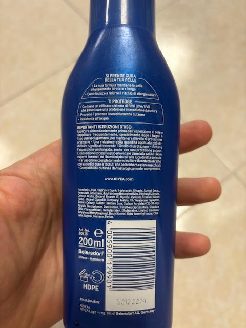 Official image of Sun protection milk ; Nivea ; Sun protect & hydrate published by OECD 2