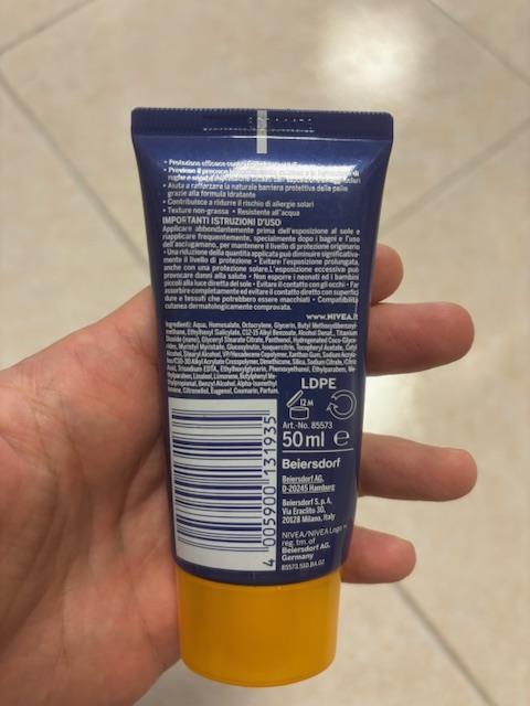 Official image of Sunscreen ; Nivea ; Viso antirughe protezione 30 published by OECD 2