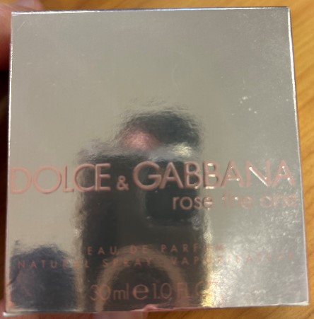 Official image of Perfume ; Dolce & Gabbana ; Rose The One published by OECD 2