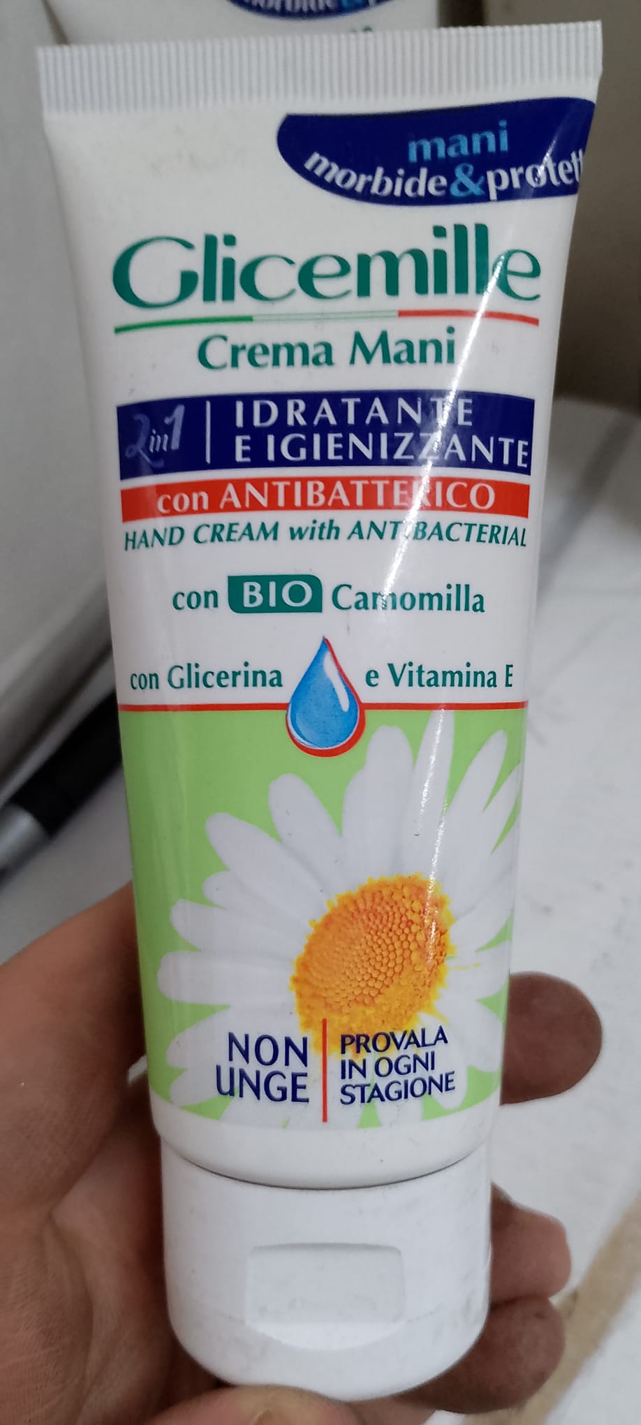 Official image of Hand cream ; GLICEMILLE ; Idratante e igienizzante con antibatterico published by OECD