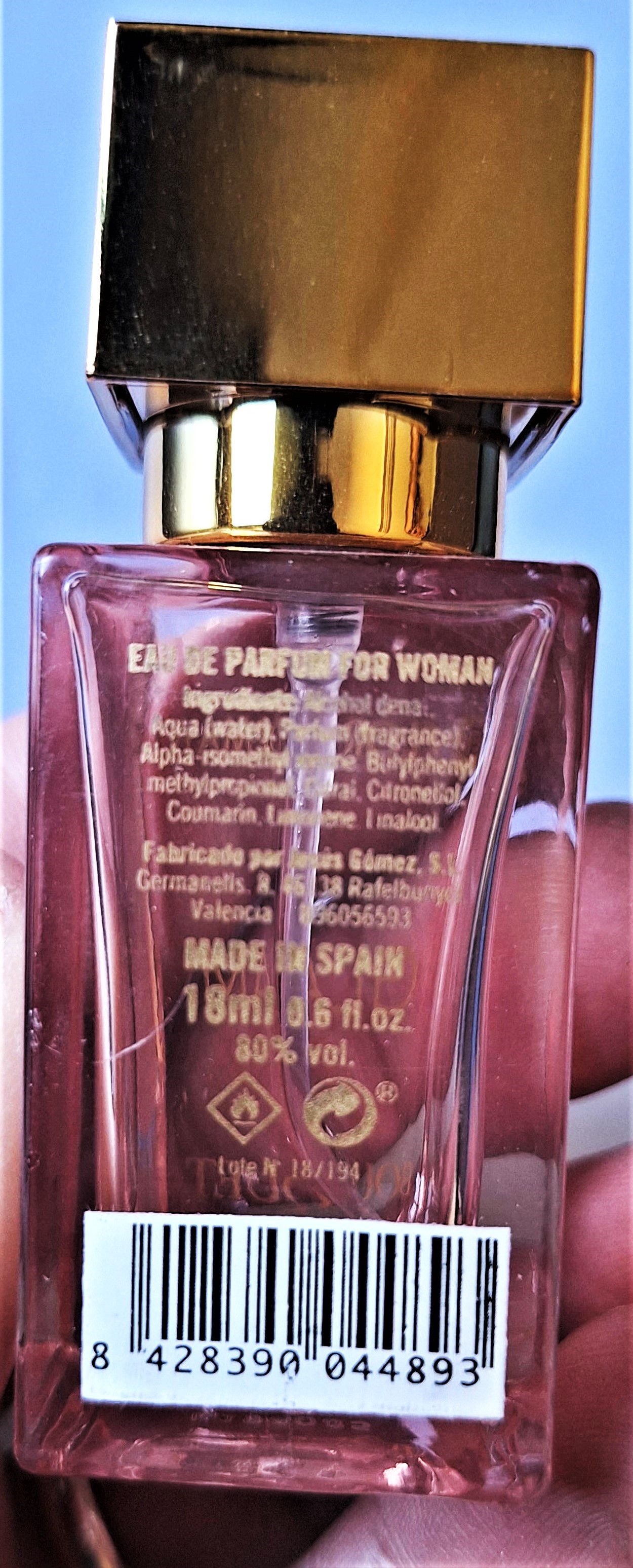 Official image of Perfume ; Flor de Mayo ; Glam published by OECD 2