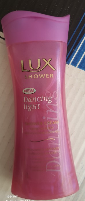 Official image of Shower cream ; Lux ; Dancing light published by OECD