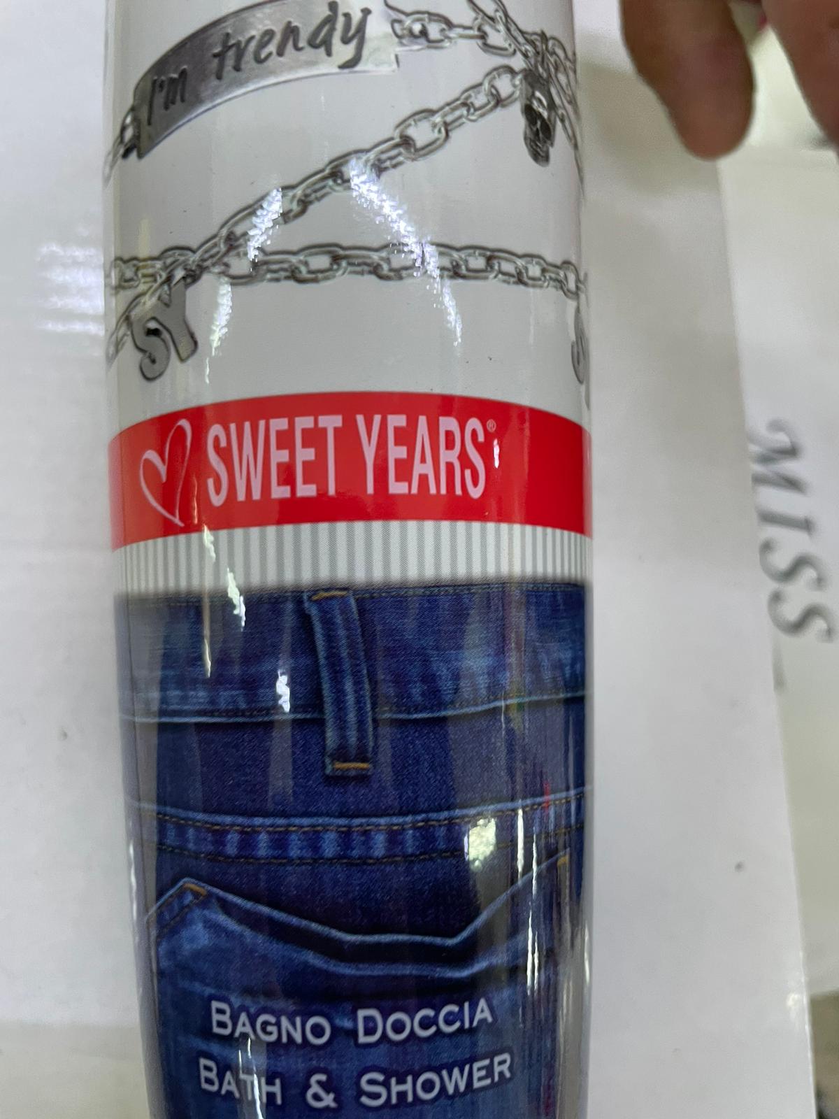 Official image of Bath and shower gel ; Sweet Years ; Bagno doccia for man published by OECD