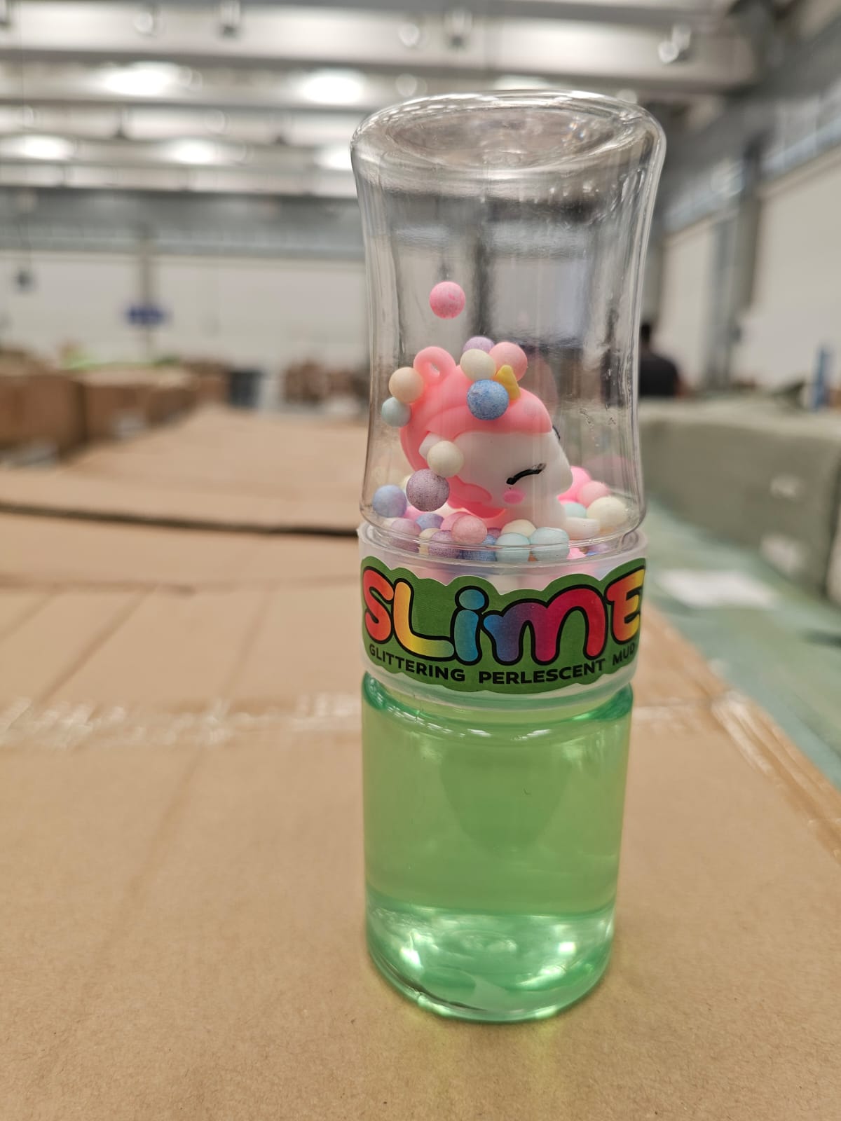Official image of Toy slime ; CRYSTAL MUD ; Glittering Pearlescent published by OECD 3