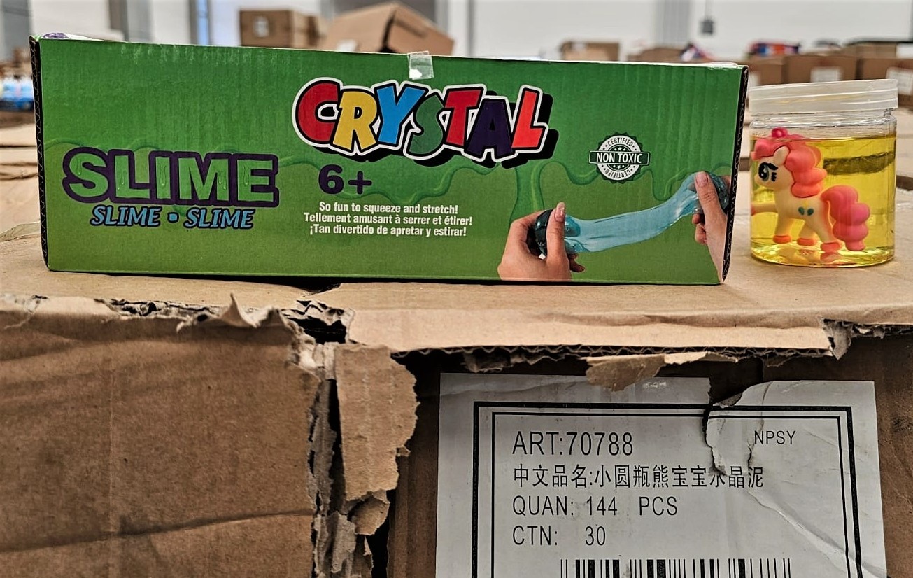 Official image of Toy slime ; Crystal Slime ; Slime-Slime published by OECD 2