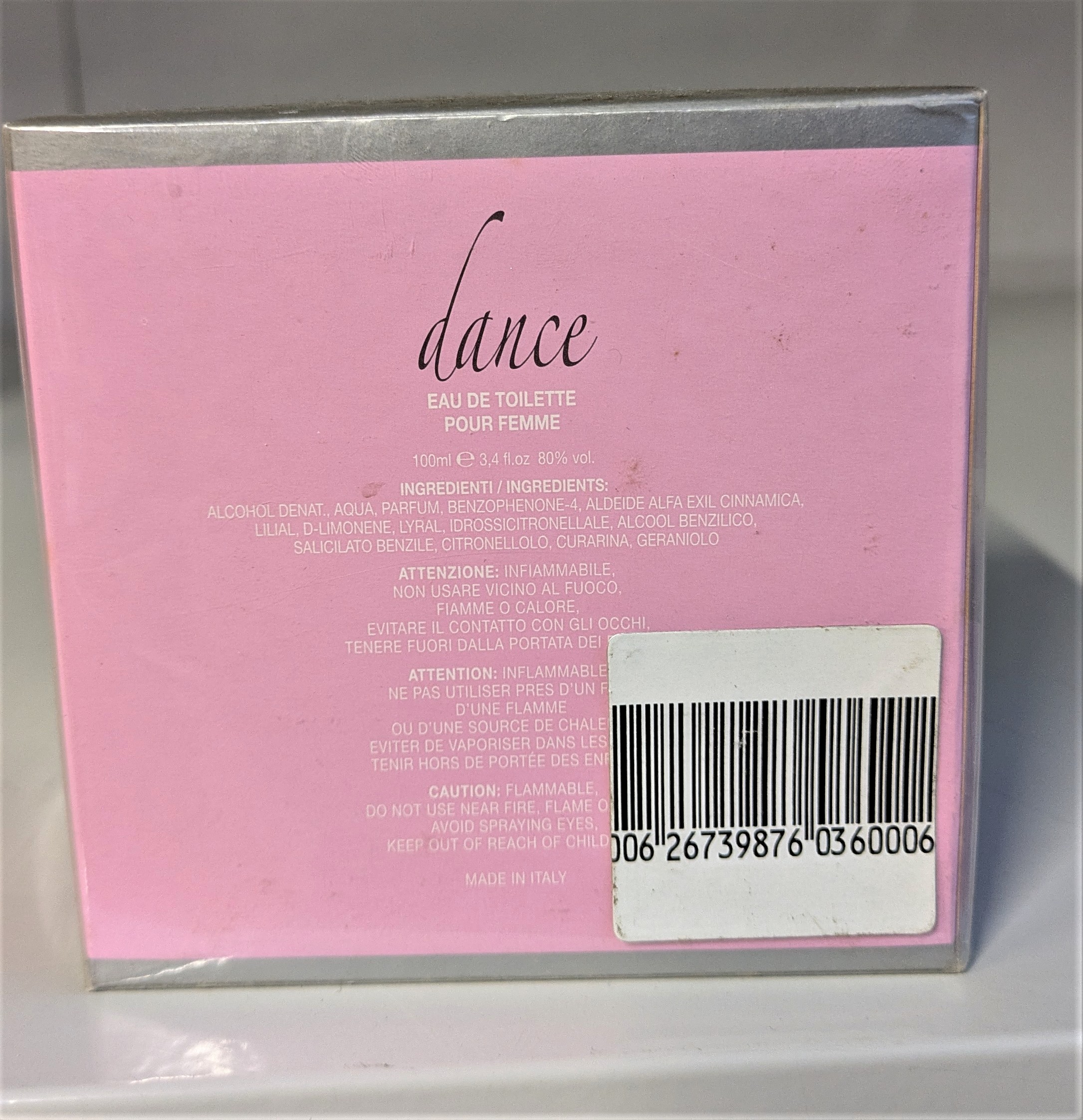 Official image of Eau de toilette ; Comin parfum ; dance published by OECD 2