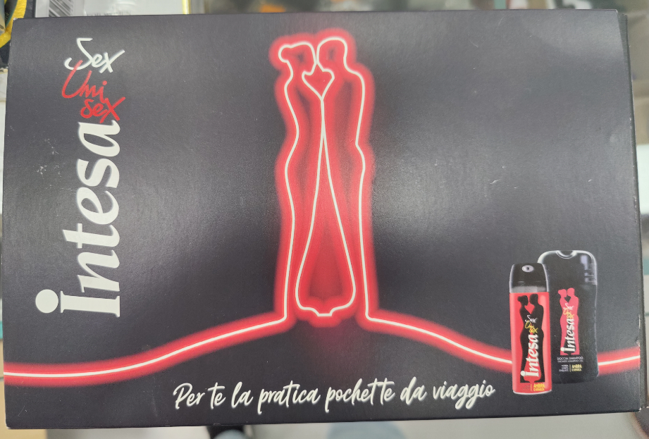 Official image of Cosmetics set ; INTESA ; Sex uni sex published by OECD