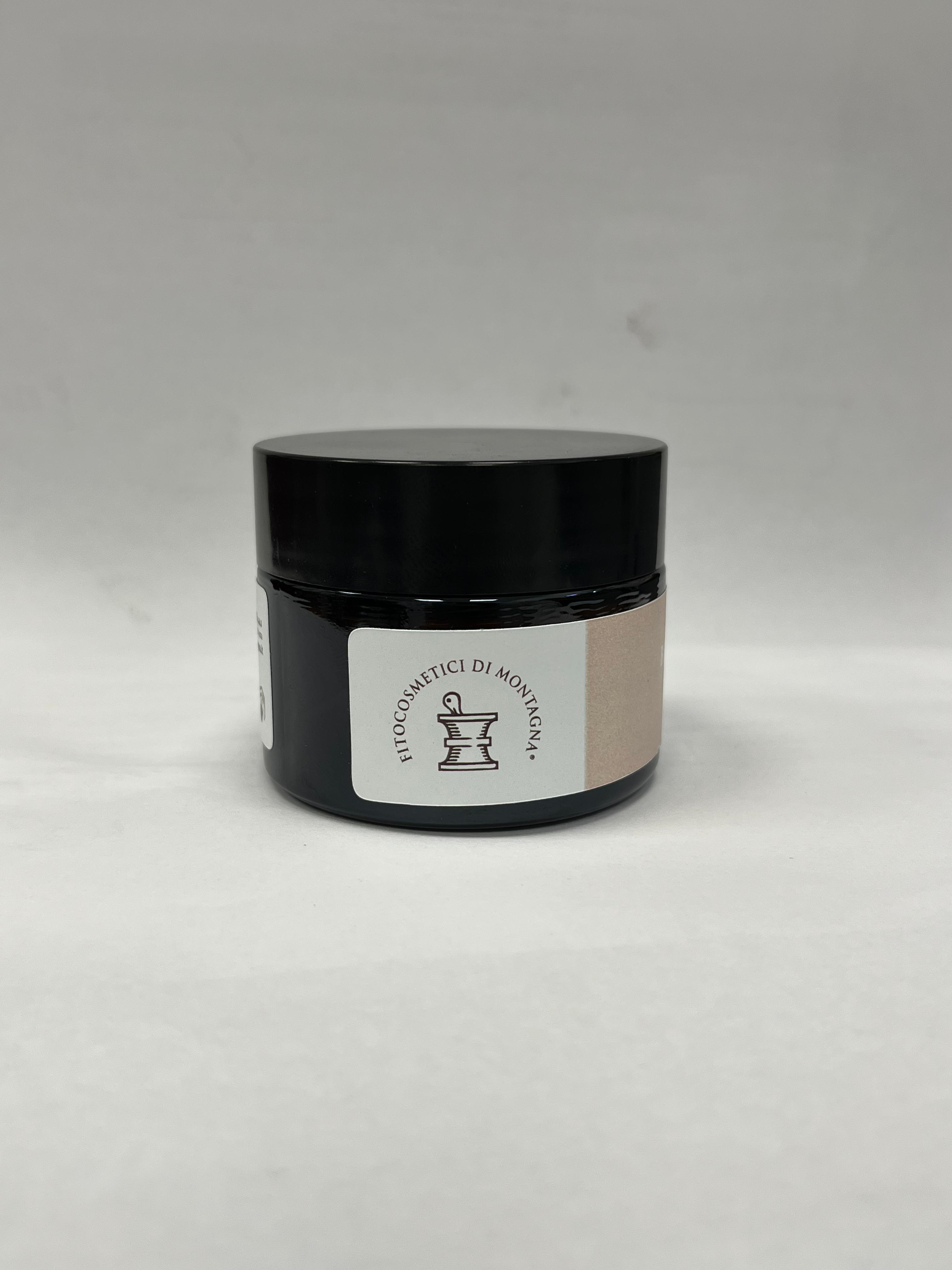 Official image of Face cream ; fitocosmetici di montagna ; Balsamo quotidiano viso published by OECD 2
